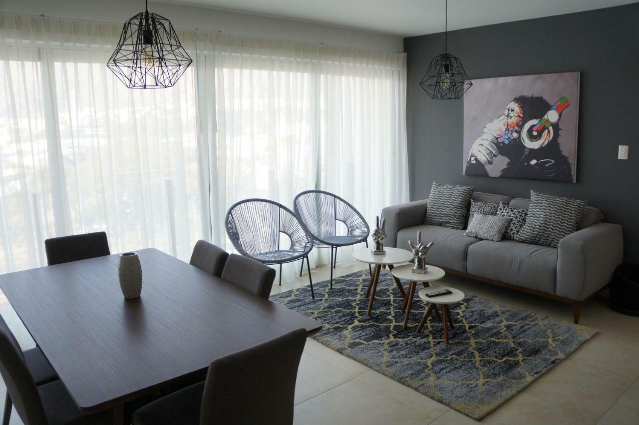 Metropolitan Suites Zapopan Extérieur photo